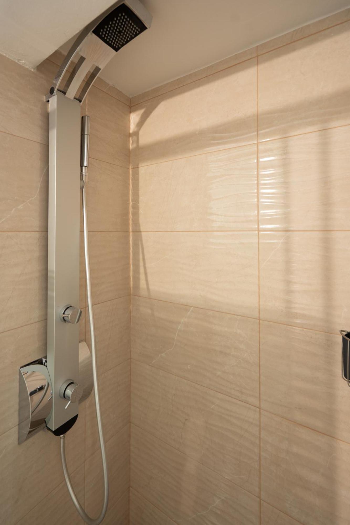 Athenian Dream: Spacious Luxury Apartment Athens