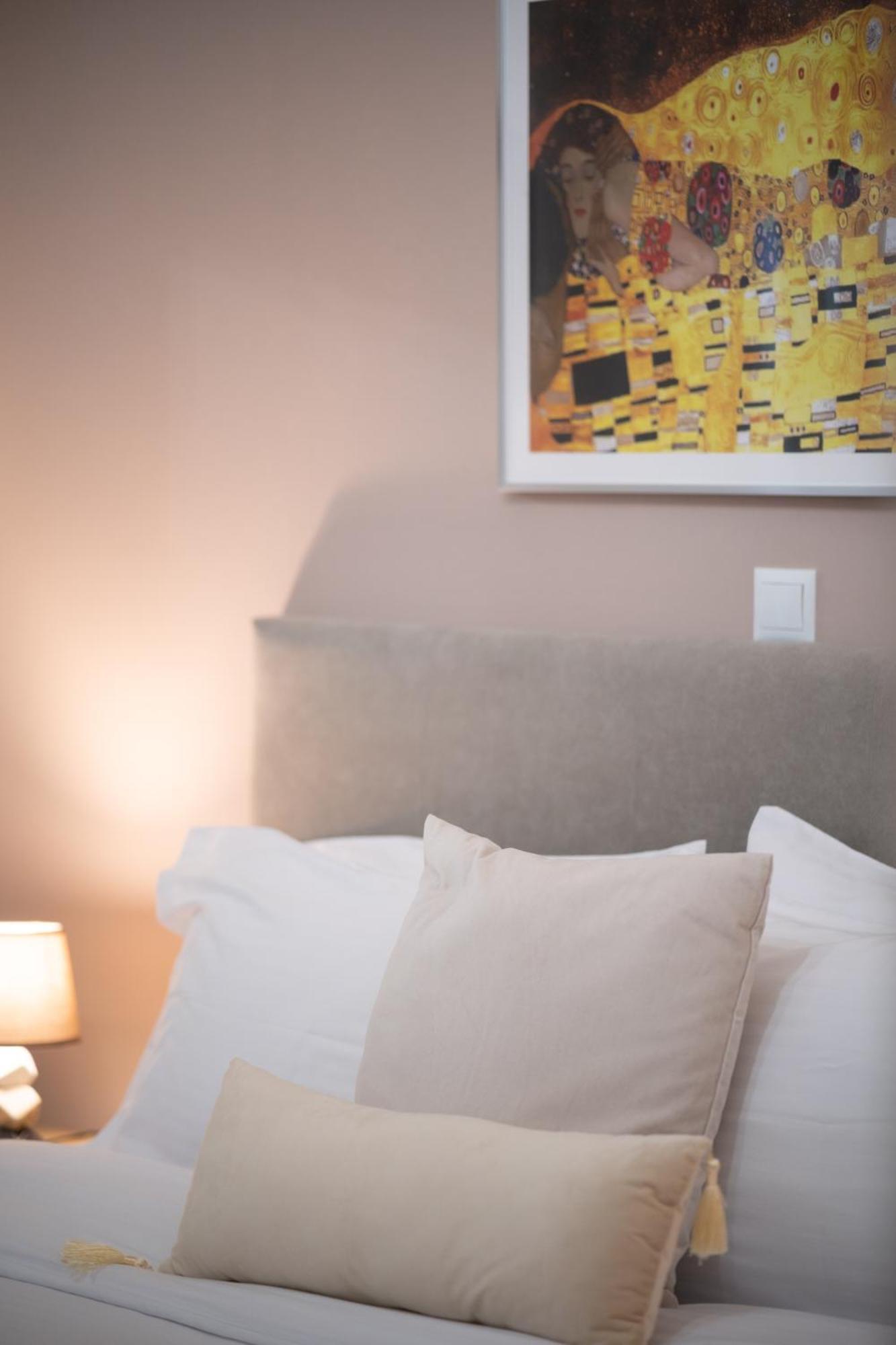 Athenian Dream: Spacious Luxury *
