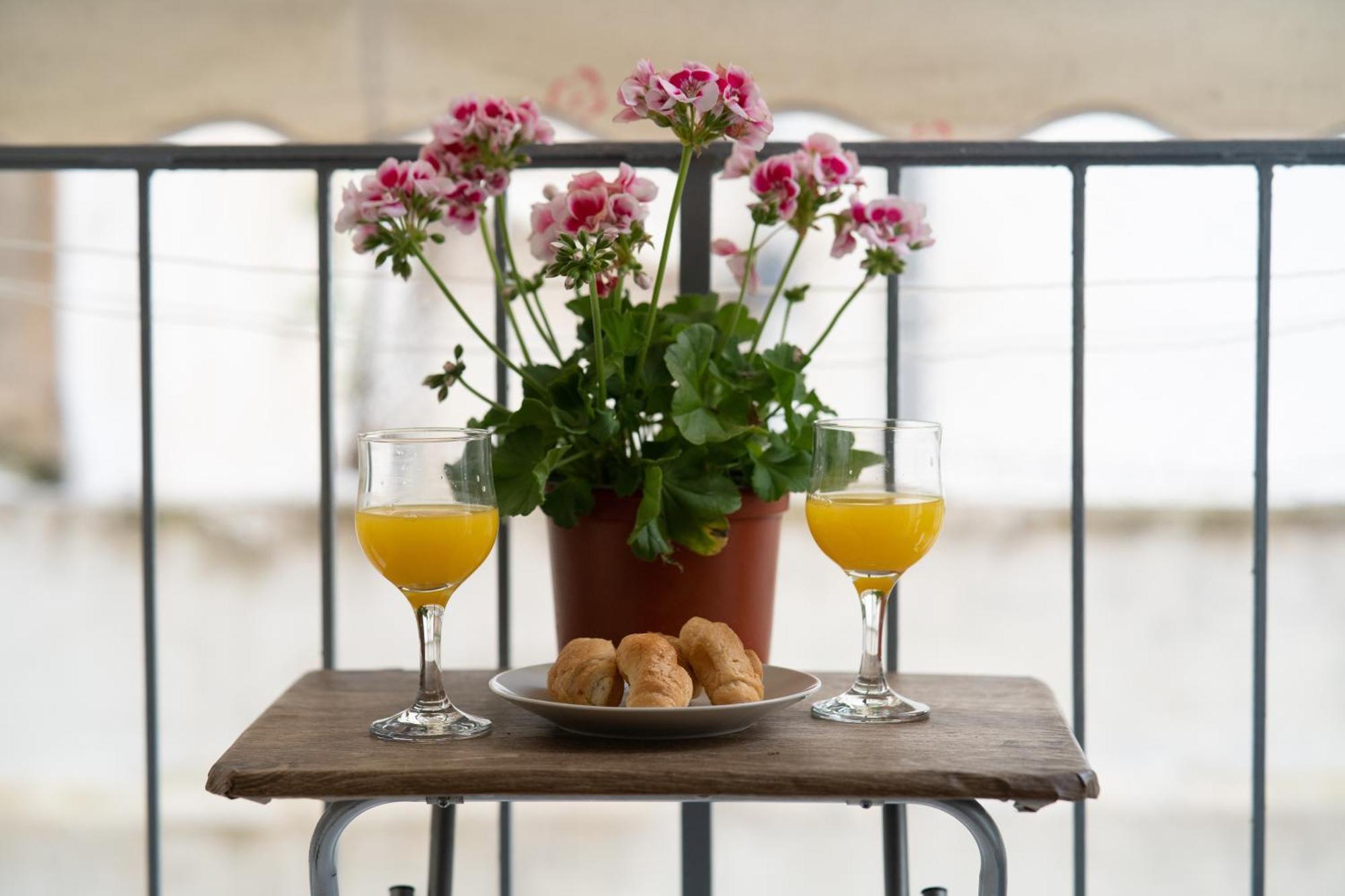 Athenian Dream: Spacious Luxury Apartment *